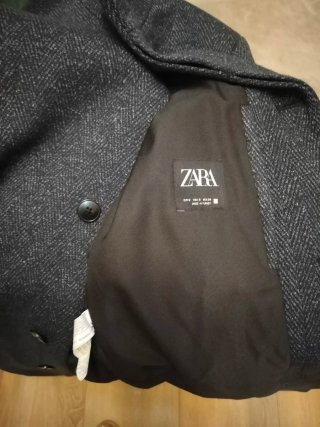 Abrigo Zara Hombre Gris