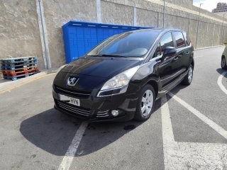 Peugeot 5008 2014