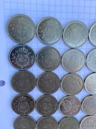 Lote 164 Monedas 5 Pesetas España 1957-1989. SC.