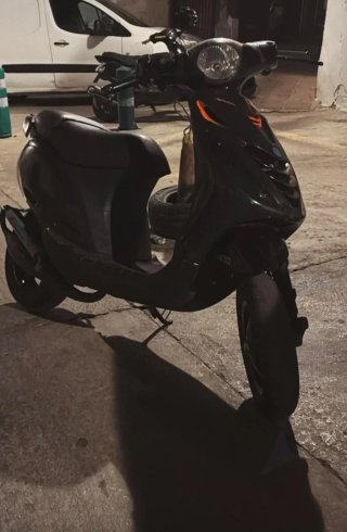 Piaggio Zip SP Negra