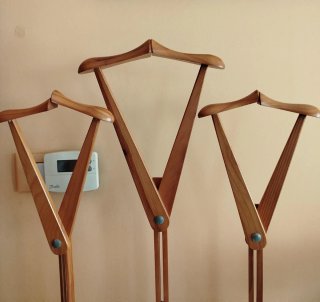 3 Perchas de madera
