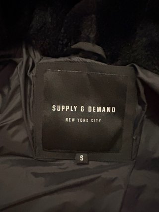 Giubbotto Supply & Demand nero con cappuccio