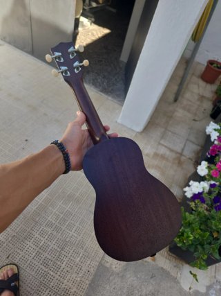 Ukelele Makala MK-S