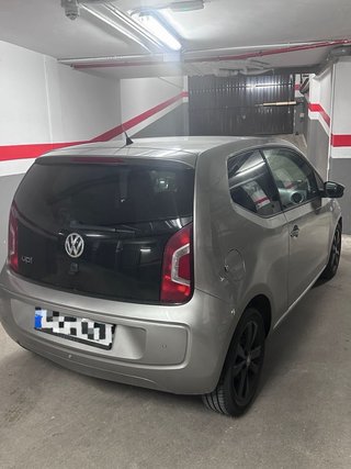 Volkswagen up! 2013