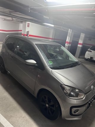 Volkswagen up! 2013