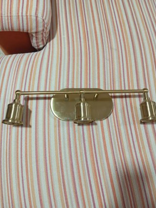 Aplique de pared dorado
