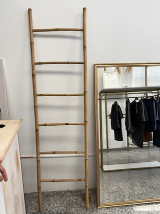 Mobiliario Tienda Ropa Completo