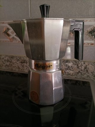 Cafetera Italiana Valira, Fulgor 6 tazze