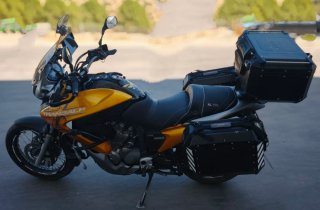Honda Transalp 700 ABS Negra/Amarilla