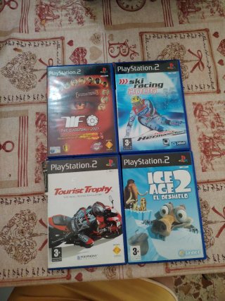 Confezione 4 Giochi PlayStation 2