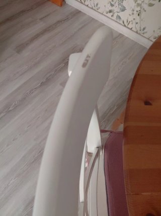 4 Sillas de Comedor de Madera