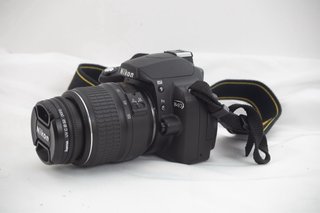 Nikon D40 Kit Cámara Digital 18-55mm