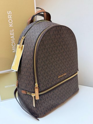 Mochila Michael Kors Marrón y Dorada