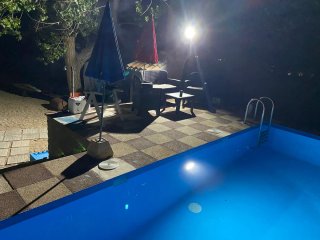 Alquilo apartamento en parcela comunitaria