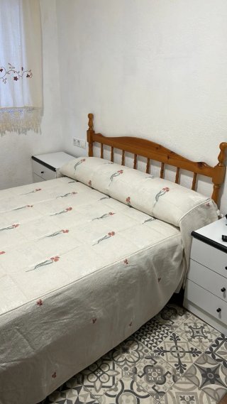 Alquilo apartamento en parcela comunitaria