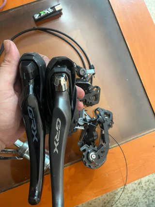 Shimano GRX Desviador y Manetas