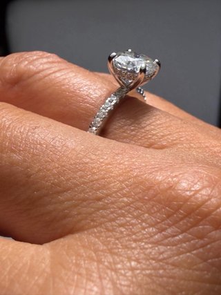 Anello Solitario Moissanite 2 ct Micro Pavé