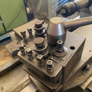 Torno de metal