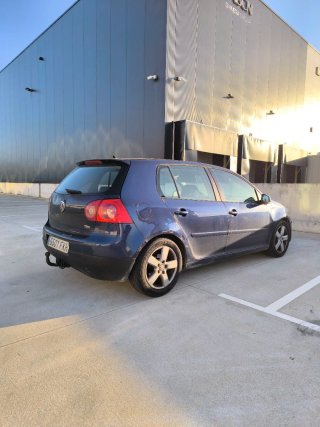 Volkswagen Golf V 1.9 TDI