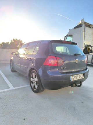 Volkswagen Golf V 1.9 TDI