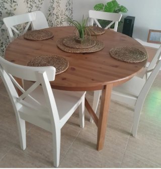 Mesa redonda extensible de madera