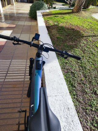 Bicicleta Eléctrica Cube stereo hybrid ONE44HFC