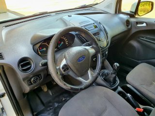 Ford Transit Courier 2015,mejor ver y probar