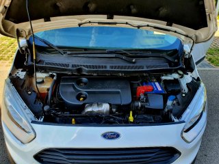 Ford Transit Courier 2015,mejor ver y probar