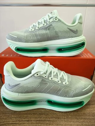 Nike Vomero Premium Talla 38