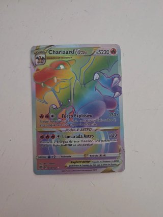 Carta Pokémon Charizard V ASTRO 174/172