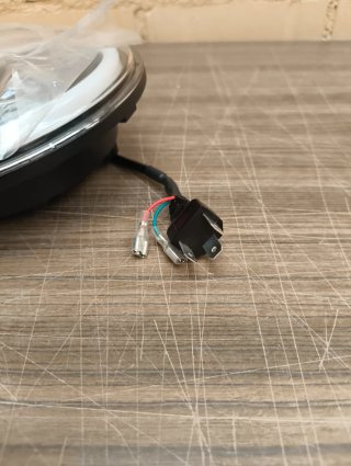 Faro LED Moto H4 7 Pulgadas
