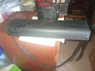 Clarinete con estuche