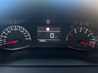 Peugeot 208 2021