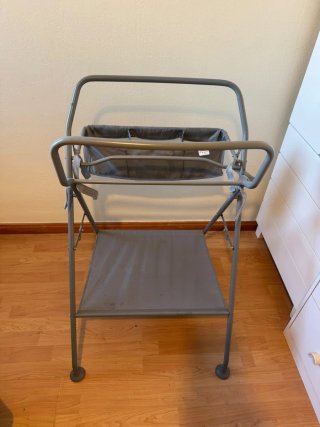 Bañera Bebé Twist & Shake con soporte