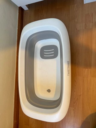 Bañera Bebé Twist & Shake con soporte