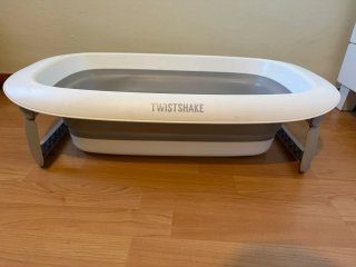 Bañera Bebé Twist & Shake con soporte