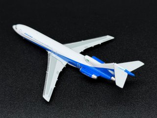 Maqueta Avión Boeing 727 Ariana Afghan 1:400