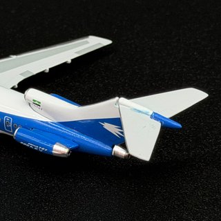 Maqueta Avión Boeing 727 Ariana Afghan 1:400