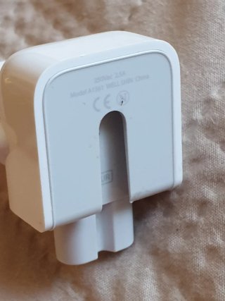 Adaptador Enchufe Europeo Apple