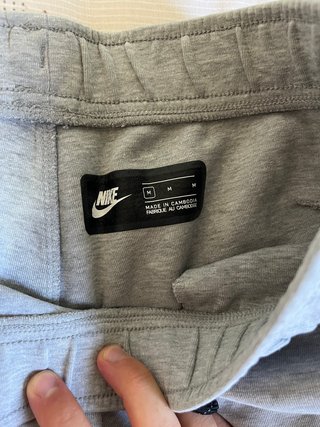 Pantalón Chándal Nike Tech Fleece Gris