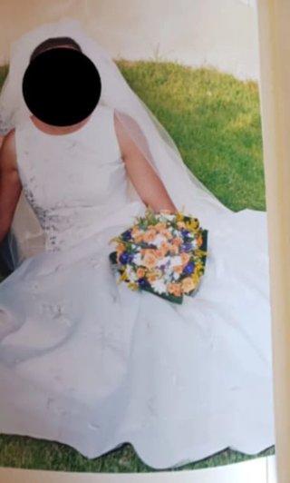 Traje de novia y velo