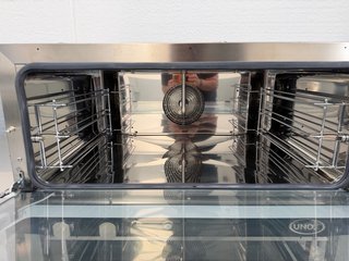 Mesa acero inoxidable y horno NUEVA ESTRENAR