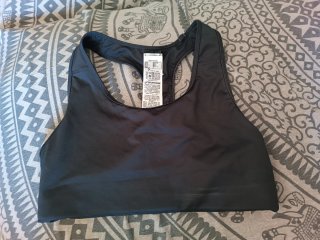 Top sportivo nero