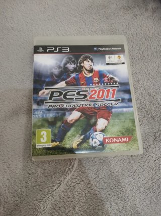 Videojuegos PS3 FIFA 10, 11 y PES 2011