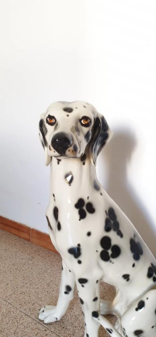ESCULTURA PERRO DALMATA