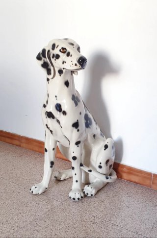 ESCULTURA PERRO DALMATA