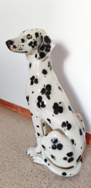 ESCULTURA PERRO DALMATA