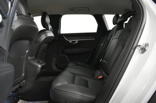 Volvo V90 Cross Country 2.0 D4 AWD Auto