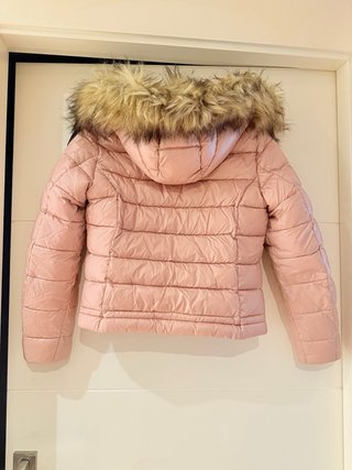 Chaqueta Blauer Rosa con Capucha y Pelo