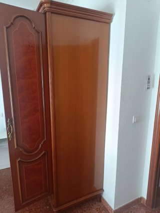 Armario de madera antiguo 120x206